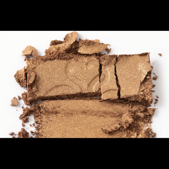 💰🥰❤️/🤑FREE GIFT🤑***Shaina B MIAMI Highlighter in BEACHY** - Picture 2 of 4